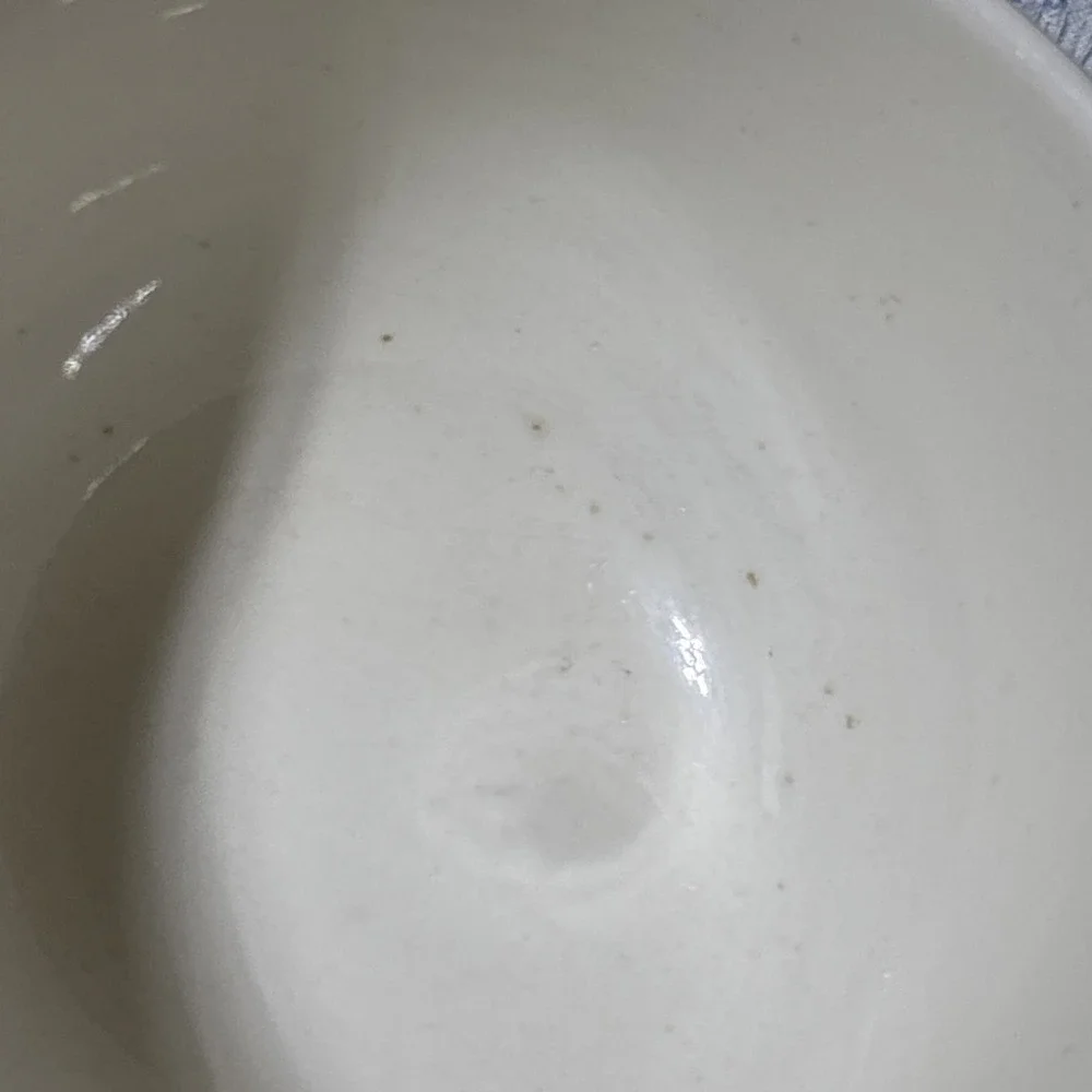 Universal Potteries no chips